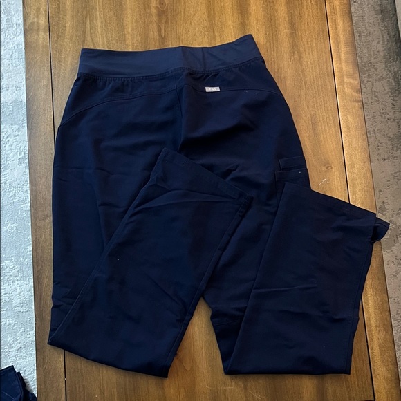 Figs Women's Dark Blue Cargo Scrub Pants - Picture 3 of 3